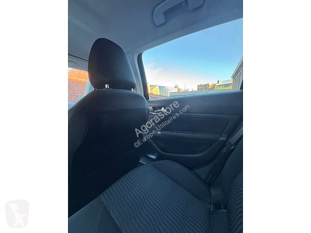 Коммерческий автомобиль Peugeot 308