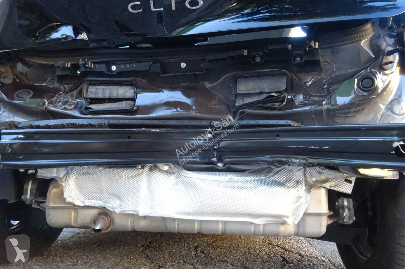 Коммерческий автомобиль Renault CLIO E-TECH 1,6...