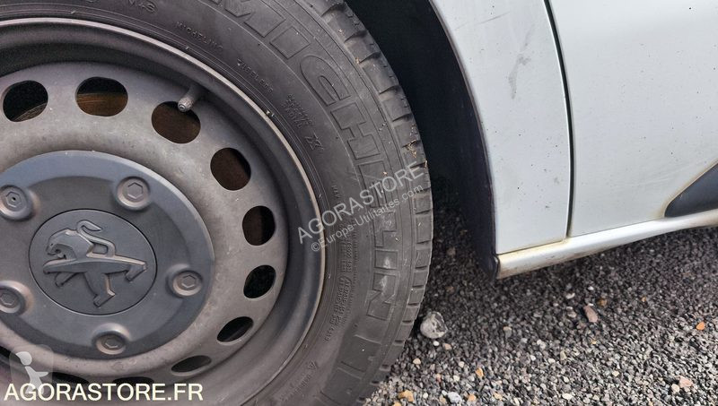 Samochód dostawczy Peugeot EXPERT