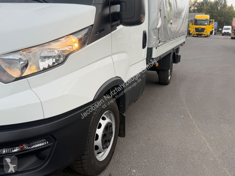 Furgoneta Iveco 35s14, Pritsche/Plane,...