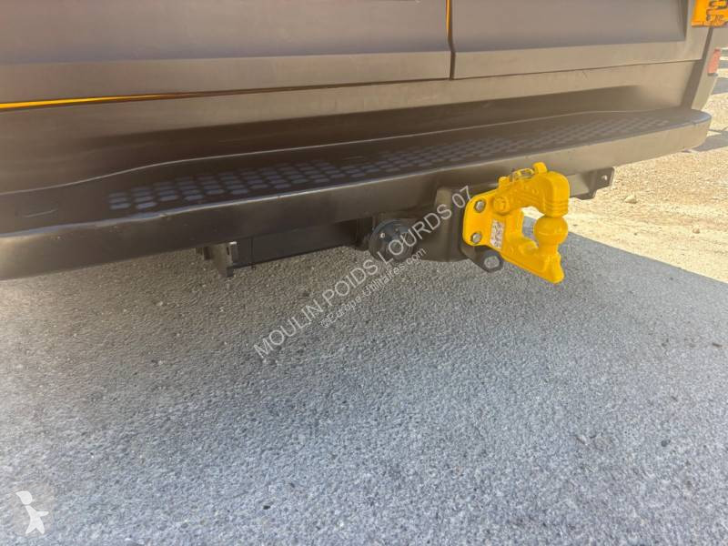 Furgoneta Iveco 35S16