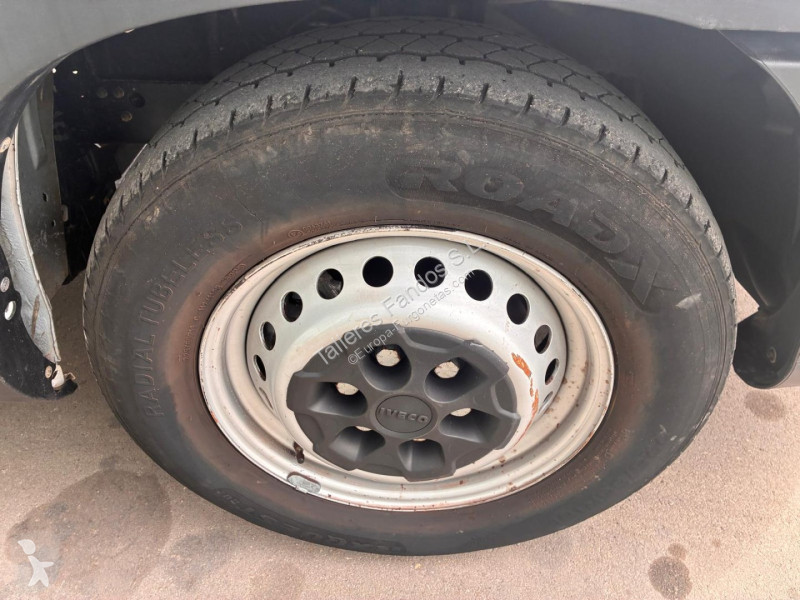 عربة نفعية Iveco  35S16V