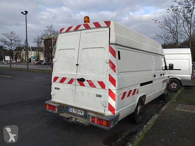 Furgoneta Iveco 35.8