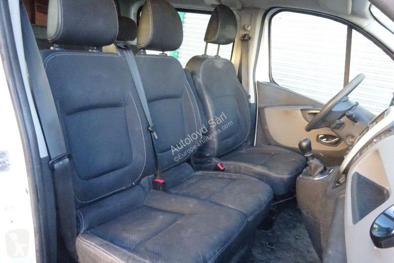Véhicule utilitaire Renault TRAFIC 1.6 DCI 120...