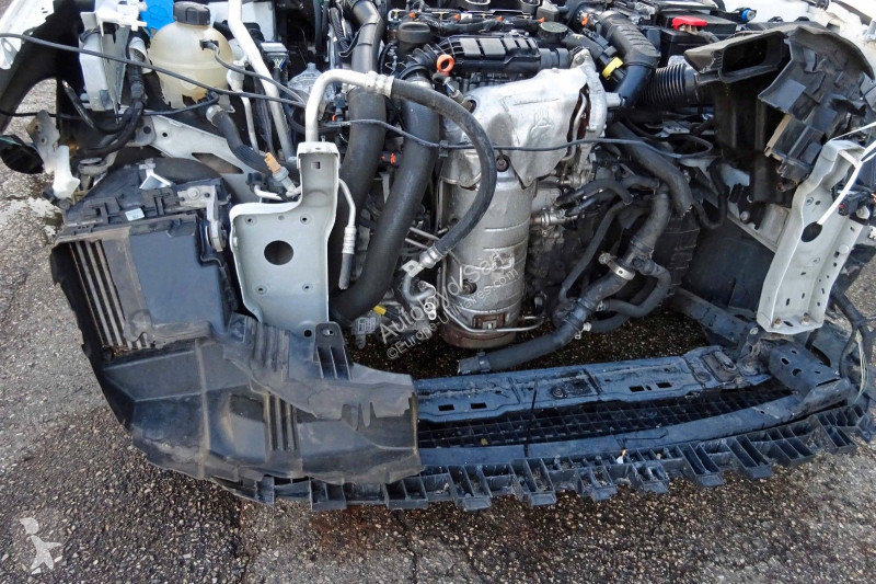 Veicolo commerciale Peugeot 1,5 HDI 130 BVA
