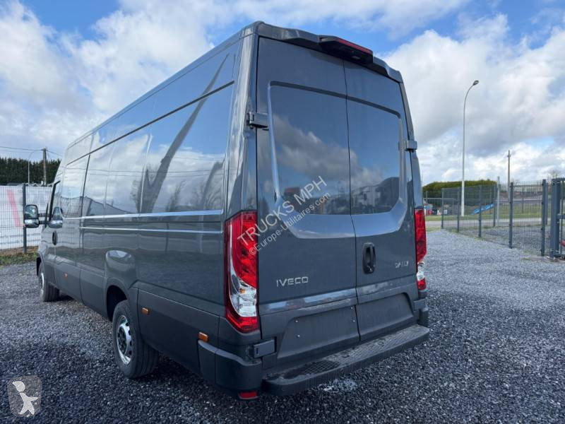 Véhicule utilitaire Iveco