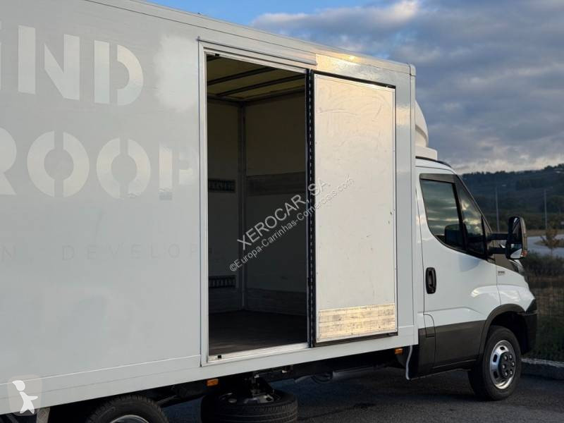 Véhicule utilitaire Iveco