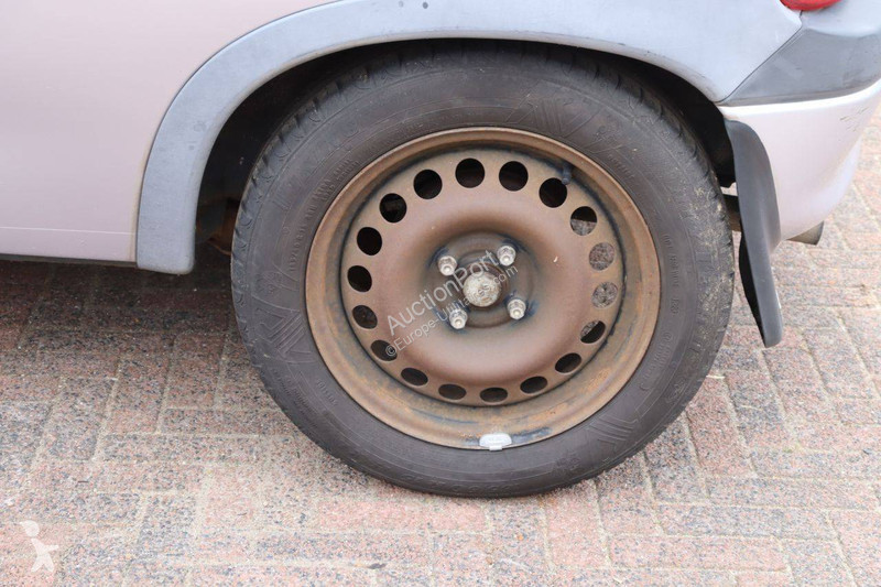Véhicule utilitaire Opel