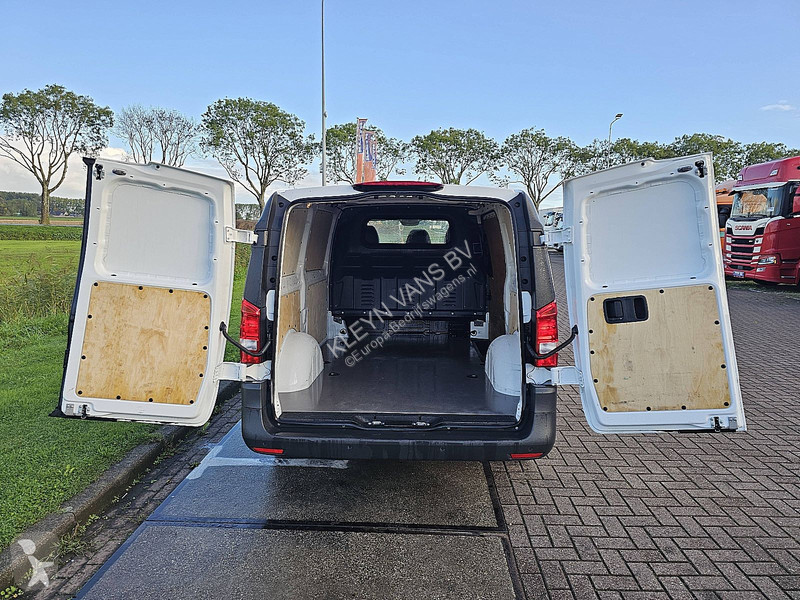 Véhicule utilitaire Mercedes 110 L2 Airco Euro6...