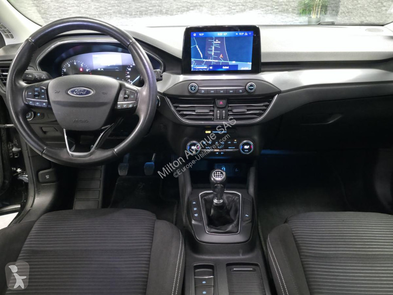 Véhicule utilitaire Ford FOCUS 1.0 EcoBoost...