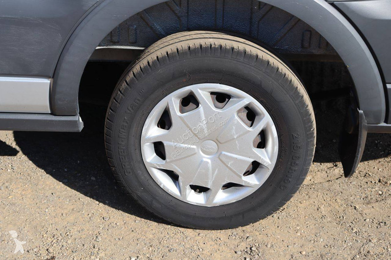 Véhicule utilitaire Ford