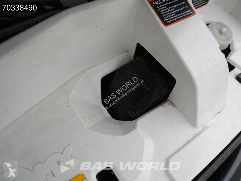 Véhicule utilitaire  Elektrisch 155KM...