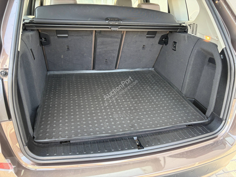 Véhicule utilitaire BMW