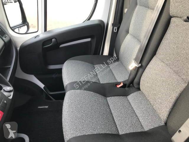 Véhicule utilitaire Fiat Ducato panorama 30 CH1...