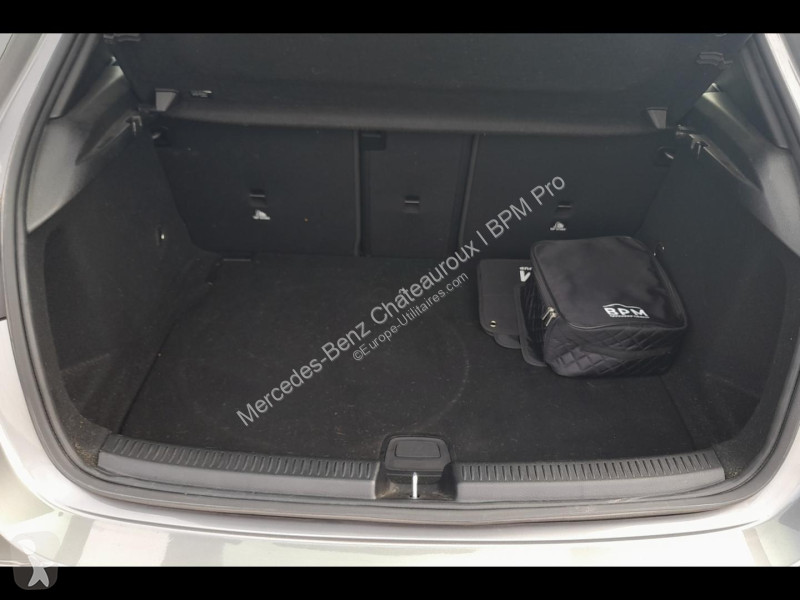 Mercedes 180d 116ch Progressive Line 8G-DCT van