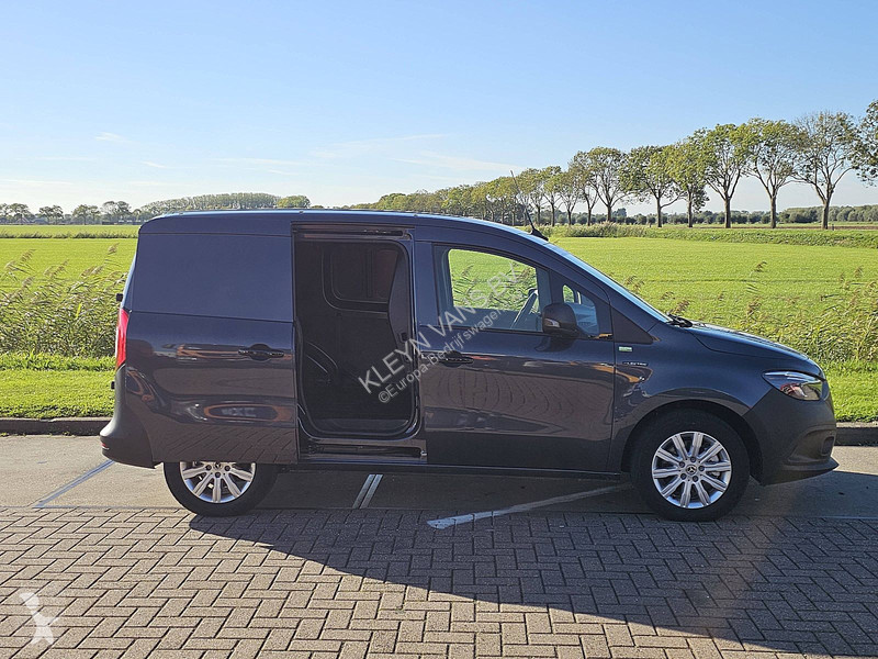 Véhicule utilitaire Mercedes 51kWh L1 290Km WLTP e