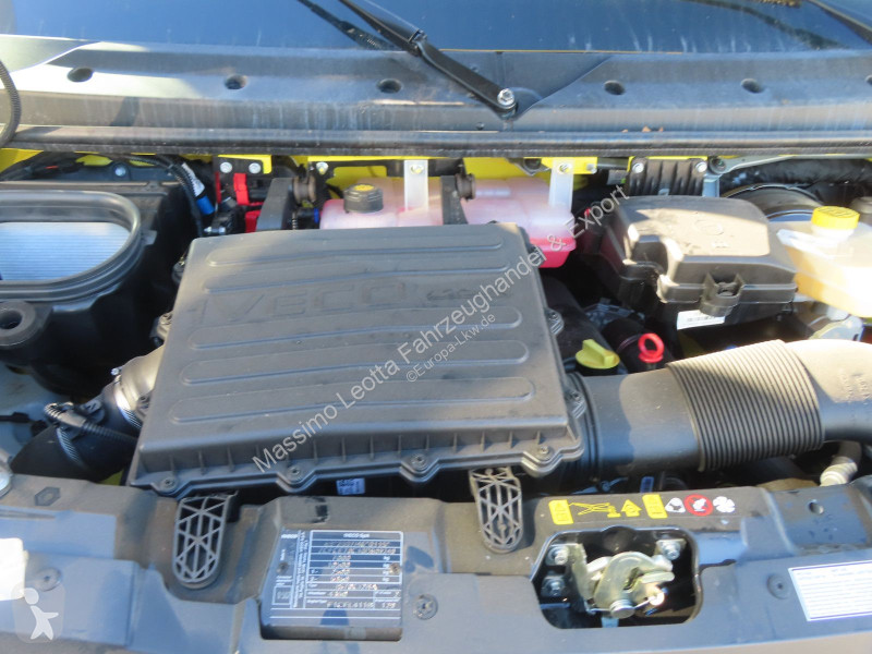 Véhicule utilitaire Iveco 70C18H/P Neufahrzeug...