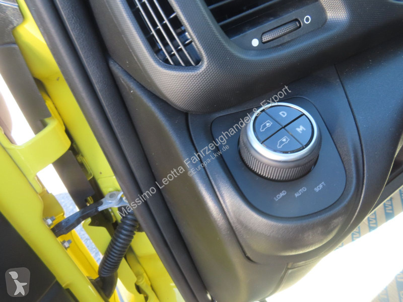 Véhicule utilitaire Iveco 70C18H/P Neufahrzeug...