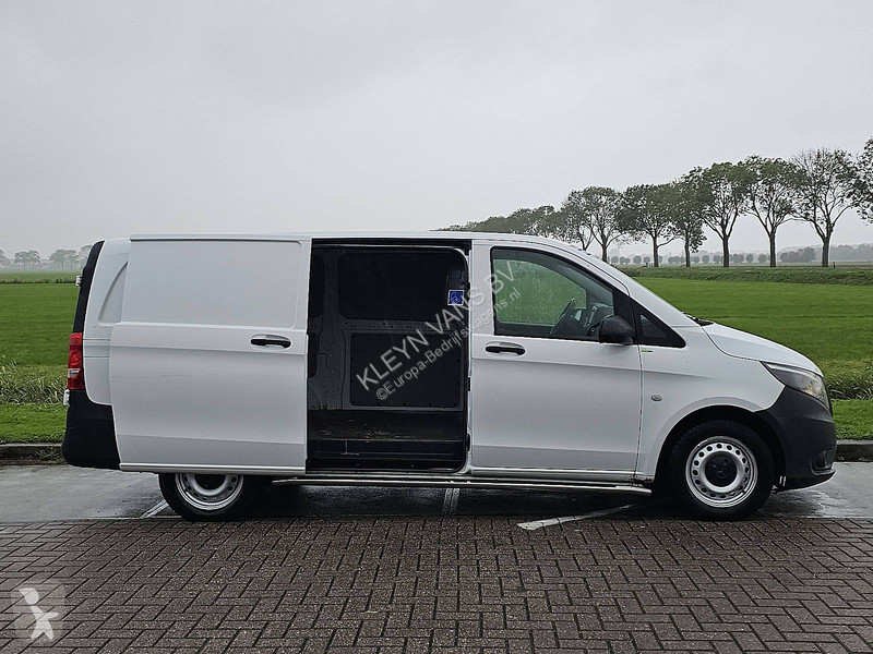 Véhicule utilitaire Mercedes 114 L2 Automaat...