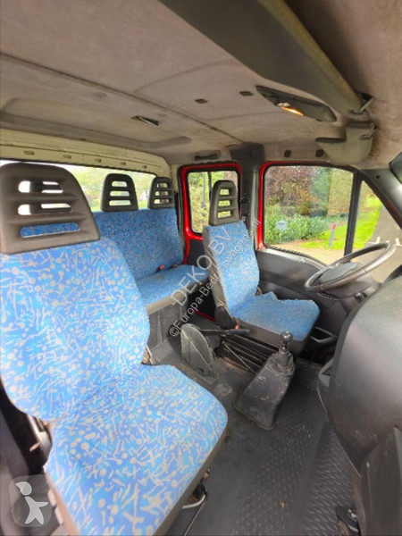 Véhicule utilitaire Iveco 145 hp with...