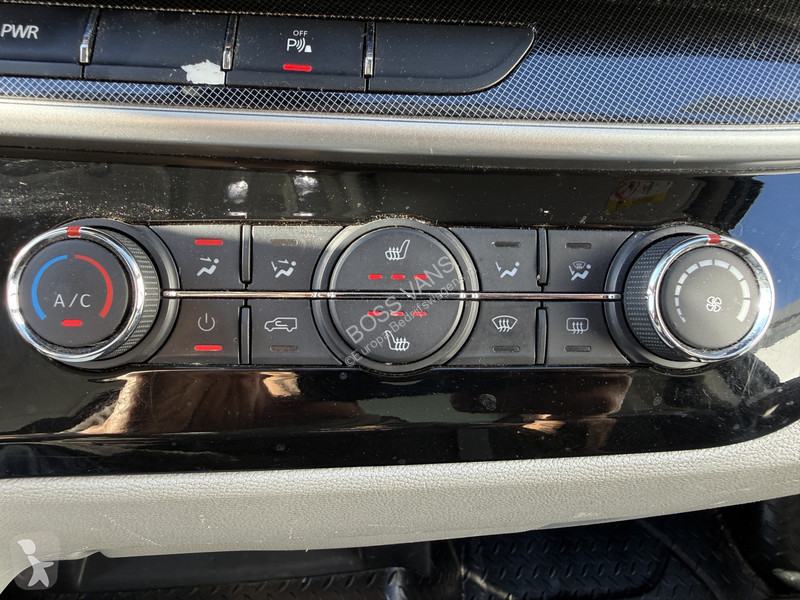 Véhicule utilitaire Maxus e 9 Plancher 65kWh e 9