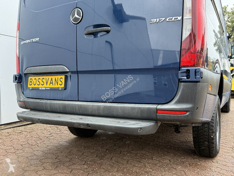 Véhicule utilitaire Mercedes 317 1.9 CDI
