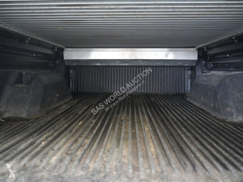 Véhicule utilitaire Ford 210pk
