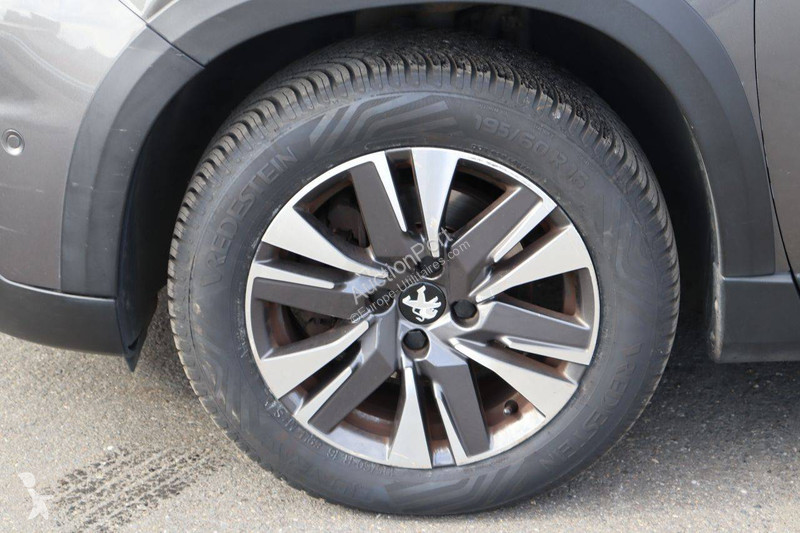 Véhicule utilitaire Peugeot