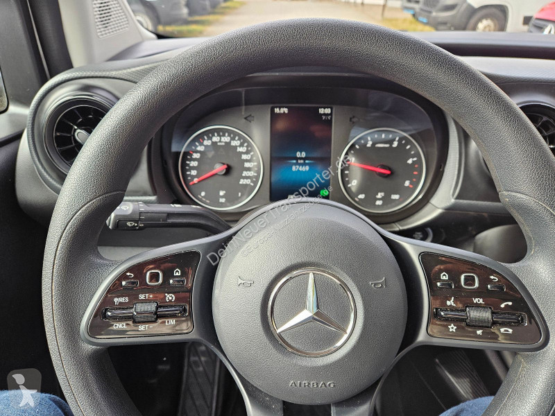 Véhicule utilitaire Mercedes 110 CDI...