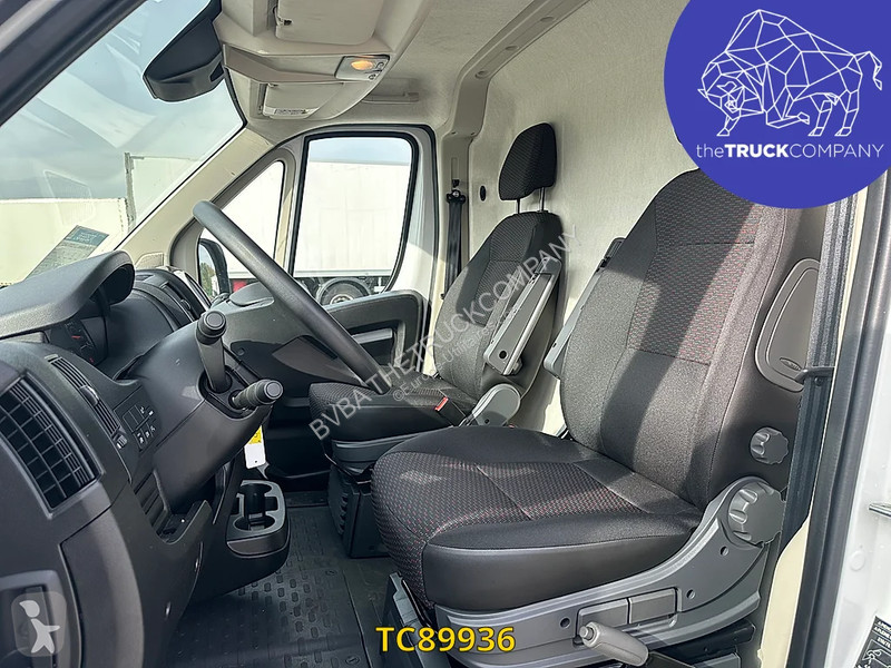 Véhicule utilitaire Opel 2.2 CDTI L4H2