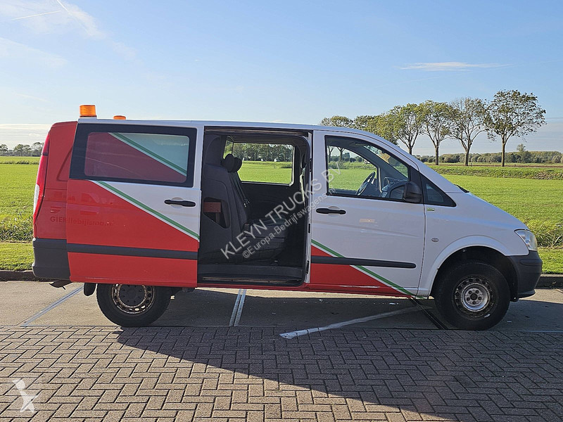 Véhicule utilitaire Mercedes 116 L2 dubbele...
