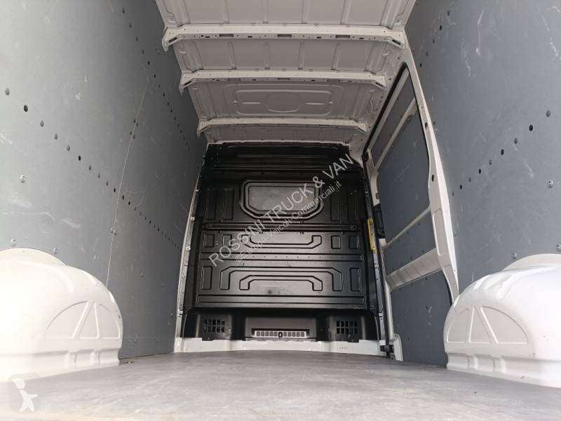 Volkswagen 2.0 TDI 140 van