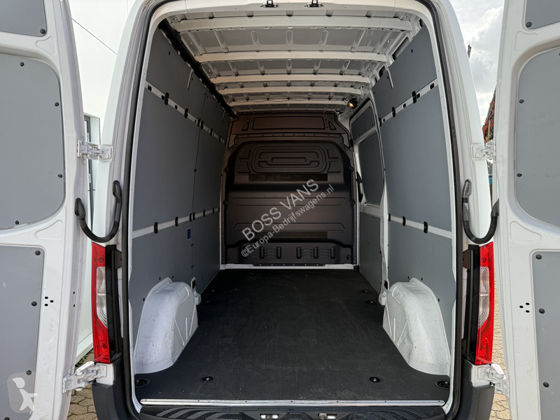 Mercedes 312 55kWh L2H2 Elektrisch 168km WLTP...