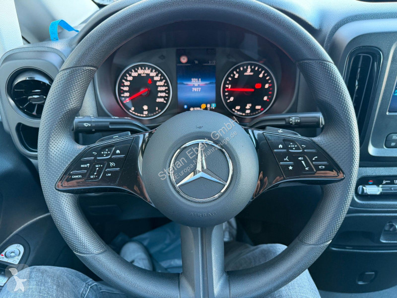 Furgoneta Mercedes Vito  9G Klima Kamera AHK2,5to