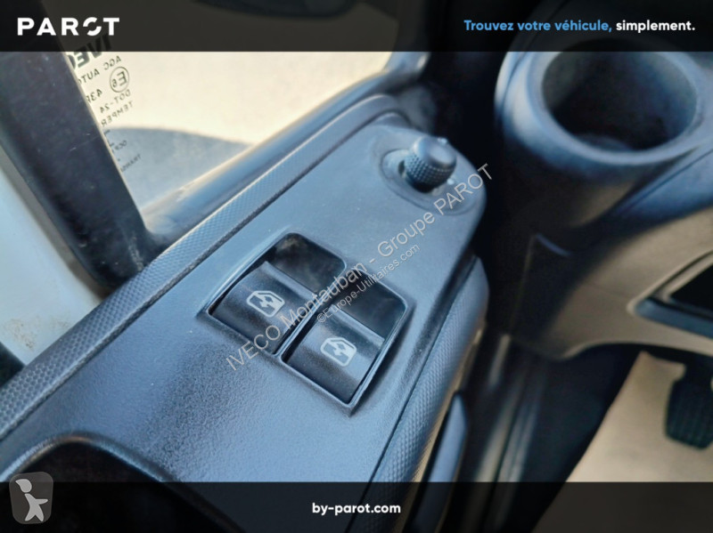Bedrijfswagen Iveco 35C18H empattement 3750 Tor