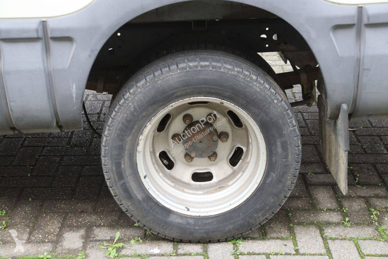 Bedrijfswagen Iveco 35C13