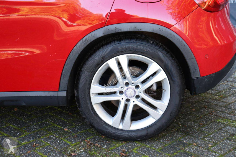 Bedrijfswagen Mercedes D GLA