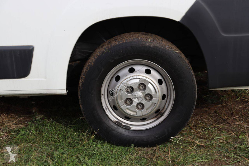 Véhicule utilitaire Peugeot