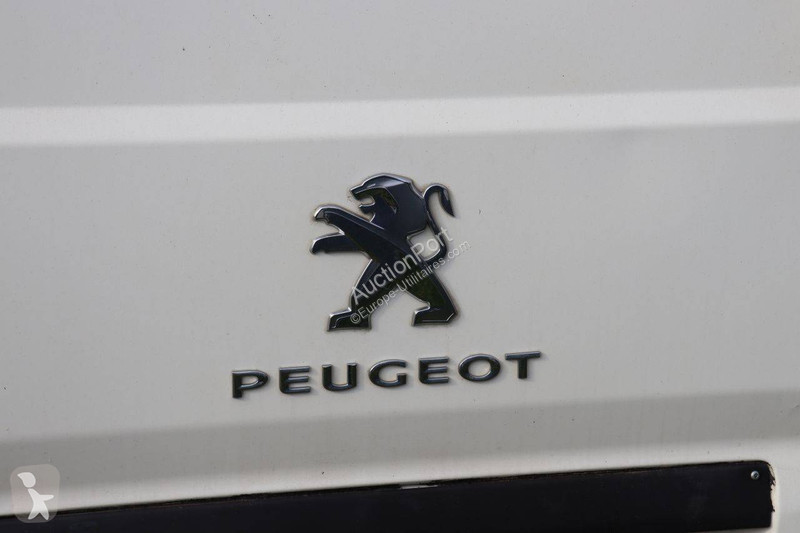 Véhicule utilitaire Peugeot