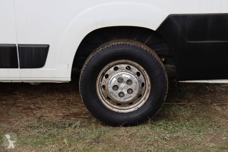Véhicule utilitaire Peugeot