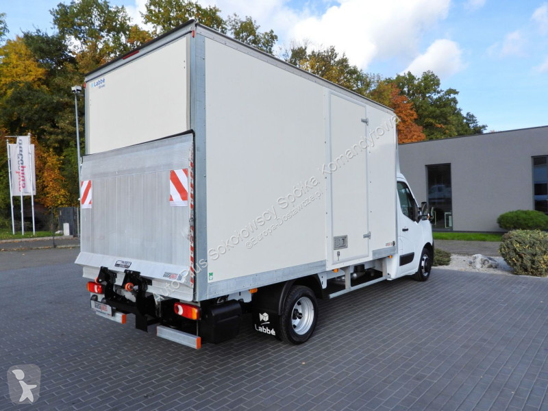 عربة نفعية Renault  MASTER