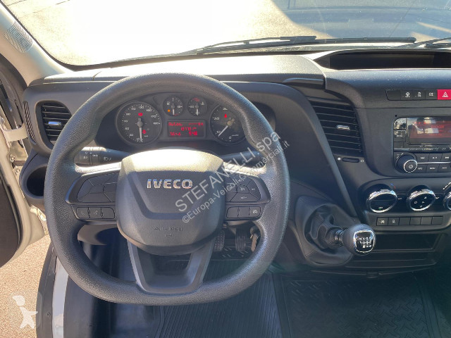 Véhicule utilitaire Iveco DAILY 35C16 CASSONE...