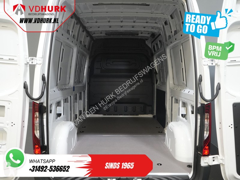 Autoutilitară Mercedes 211 Aut. L2H2 BPM VRIJ/...