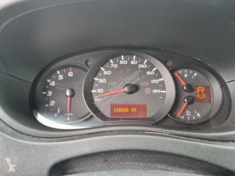 Furgoneta Renault 2.3 dCi / VERSALIFT ETL-32,...
