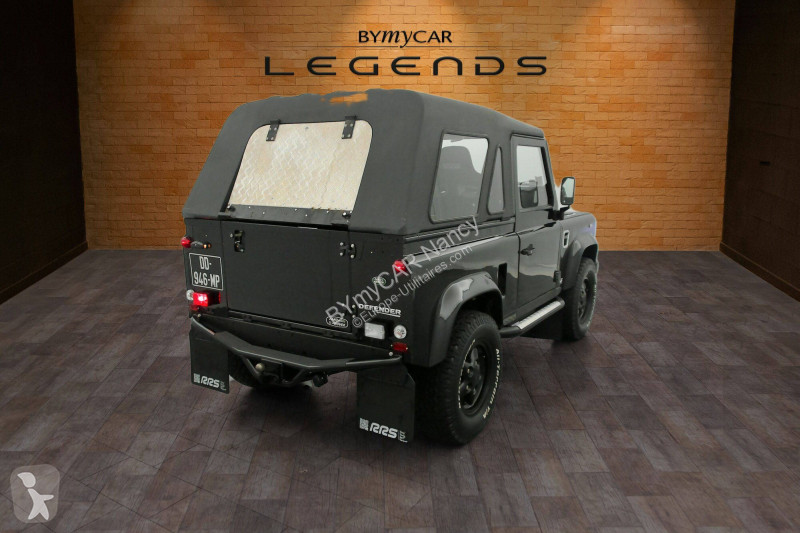Véhicule utilitaire Land Rover 90 Defender TDI