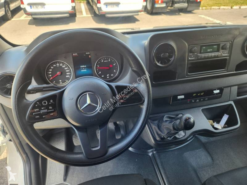 Véhicule utilitaire Mercedes