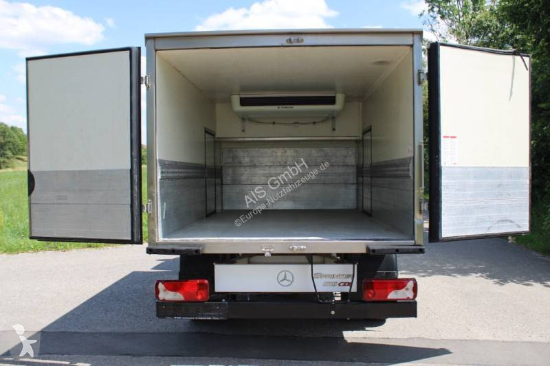 Véhicule utilitaire Mercedes