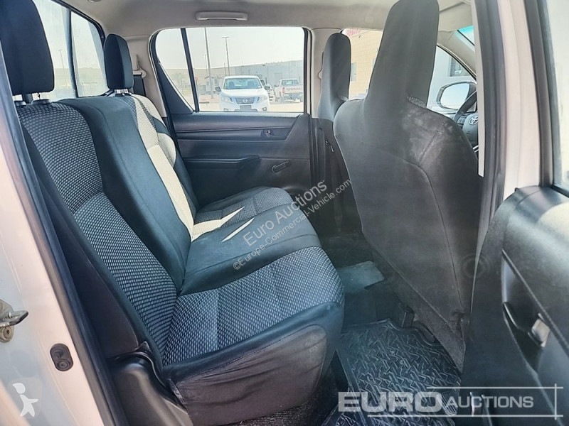 Véhicule utilitaire Toyota Hilux