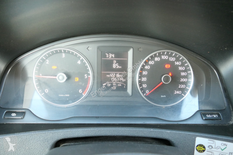 Autoutilitară Volkswagen T5 Transporter 2.0 TDI...