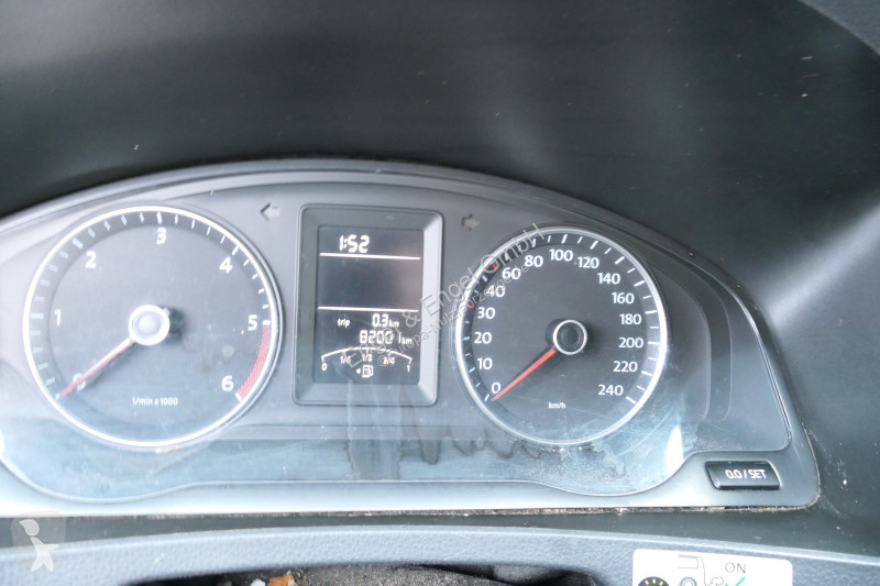 Autoutilitară Volkswagen T5 Transporter 2.0 TDI...